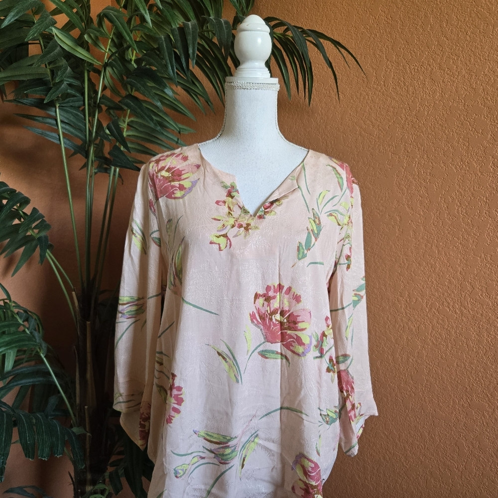 3/$25 NWT DR2 Floral Flowy Blouse Top Pink Spring Summer V Neck Large